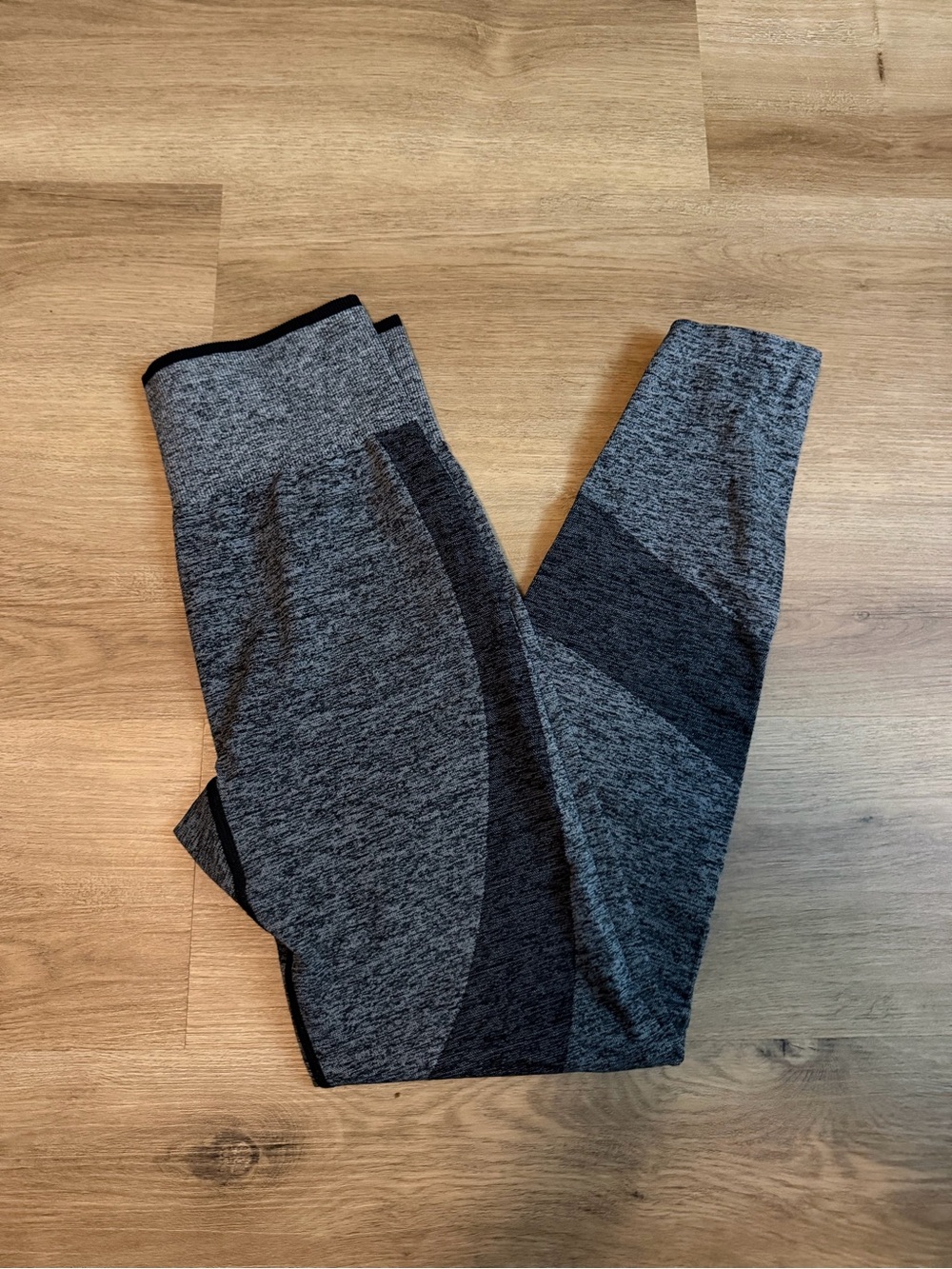 Victoria's Secret Gray & Dark Gray Seamless Leggings